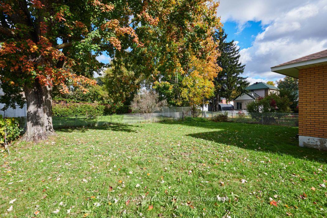 Photo 29 of 4 Davidson Street W, Smiths Falls, Smiths Falls — HOMEH