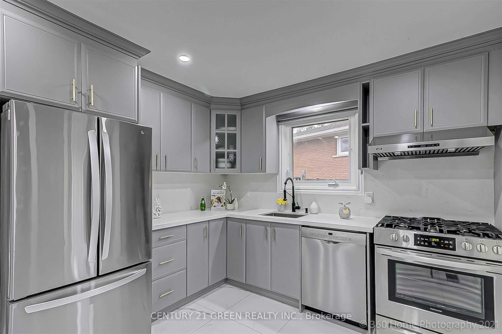 Photo 10 of Unit MAIN, 33 Garvey Crescent, Hamilton, Corman — HOMEH