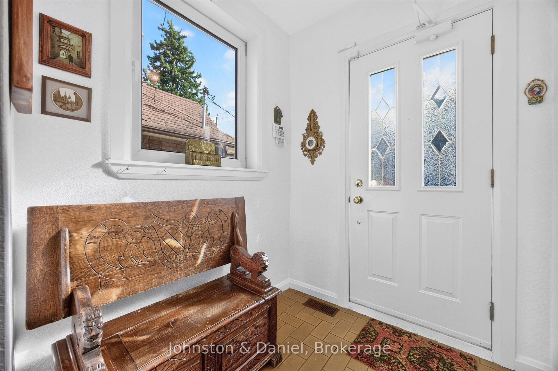 Photo 7 of 226 Chaplin Crescent, Toronto, Forest Hill South — HOMEH
