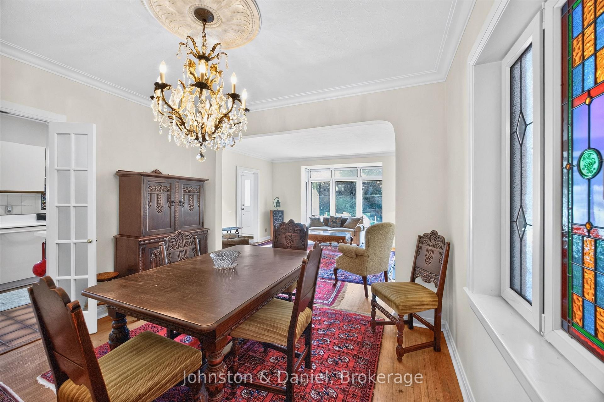 Photo 14 of 226 Chaplin Crescent, Toronto, Forest Hill South — HOMEH