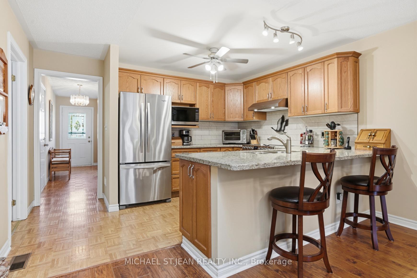 Photo 15 of 9 Kinsman Court S, Pelham, Fonthill — HOMEH