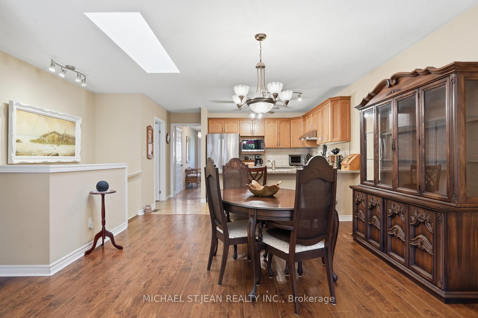 Photo 17 of 9 Kinsman Court S, Pelham, Fonthill — HOMEH