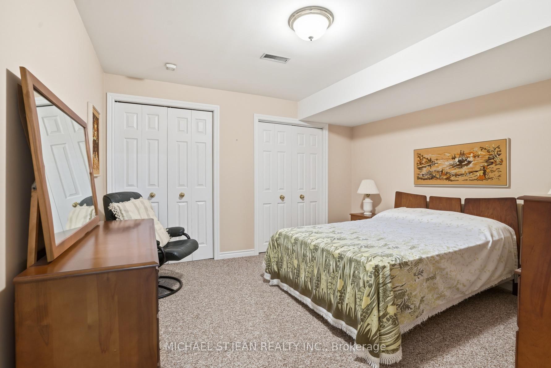 Photo 21 of 9 Kinsman Court S, Pelham, Fonthill — HOMEH