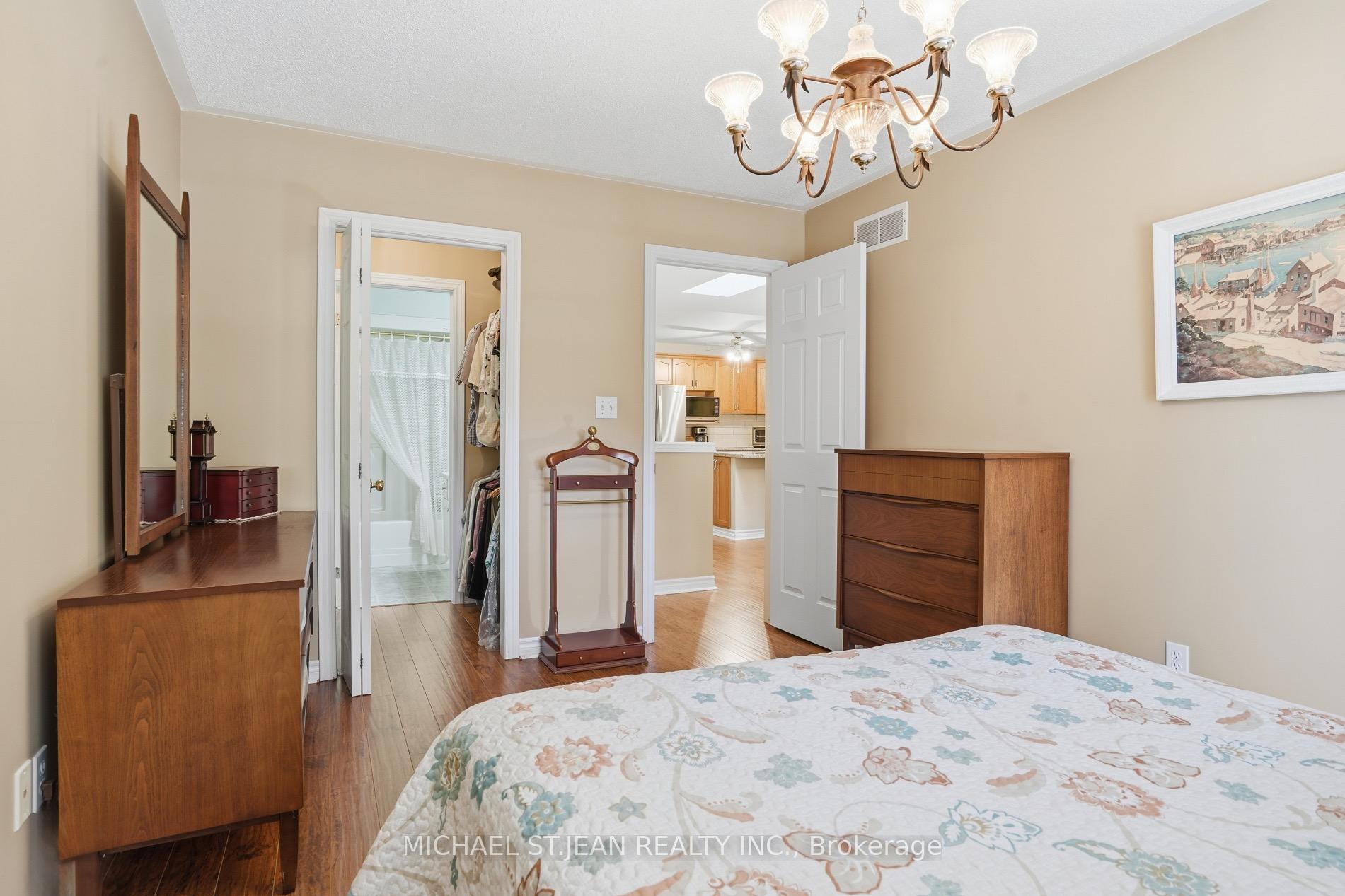 Photo 23 of 9 Kinsman Court S, Pelham, Fonthill — HOMEH