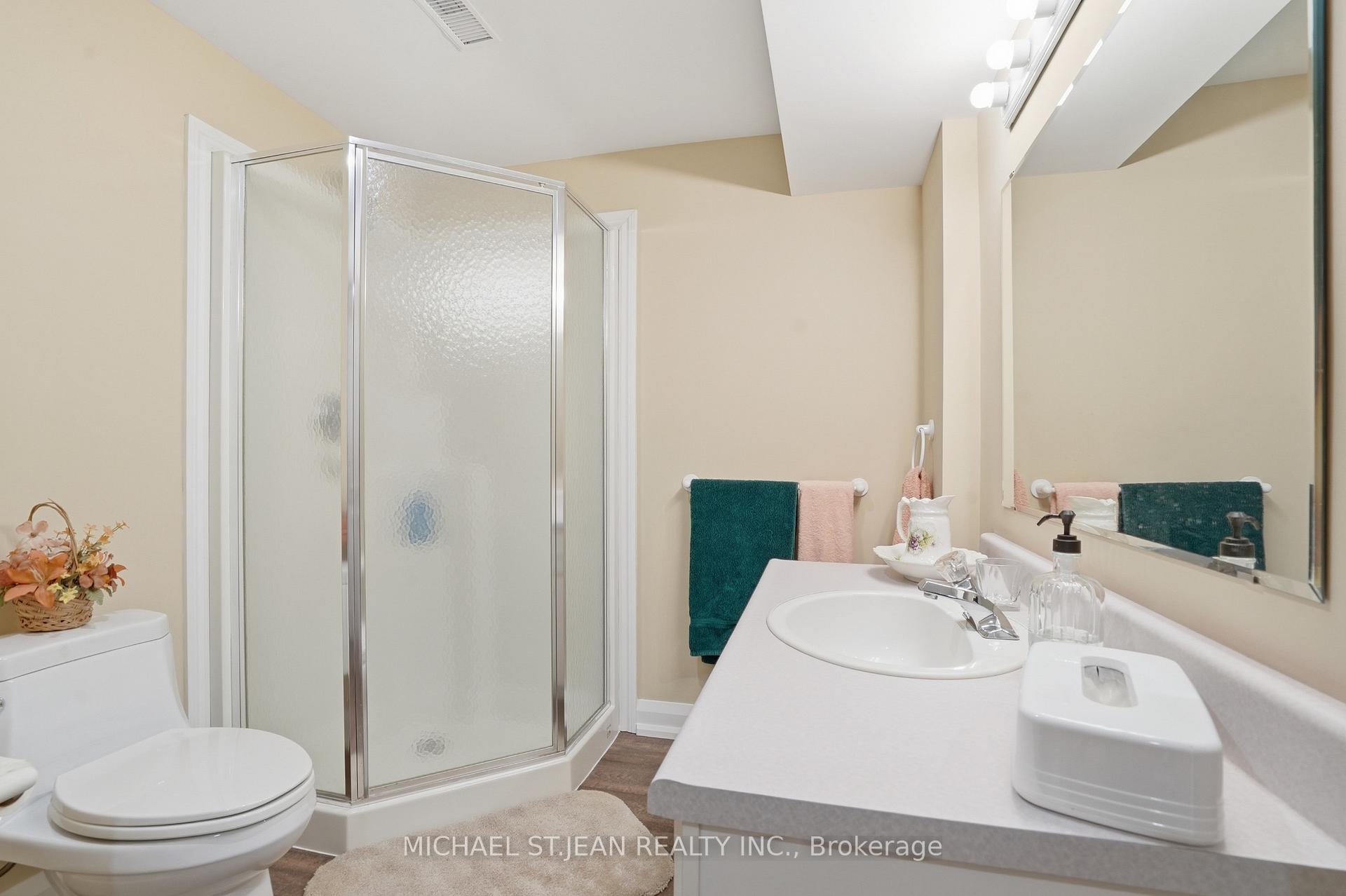 Photo 27 of 9 Kinsman Court S, Pelham, Fonthill — HOMEH