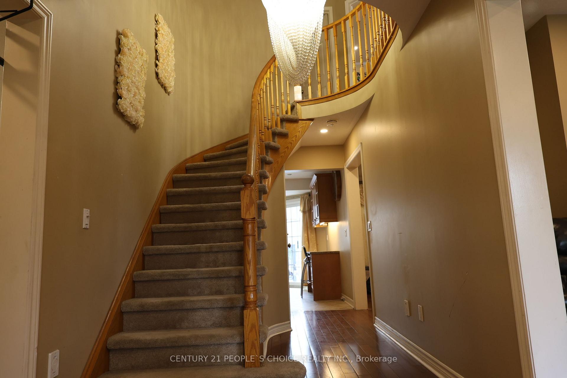 Photo 10 of 22 Novella Place, Brampton, Westgate — HOMEH
