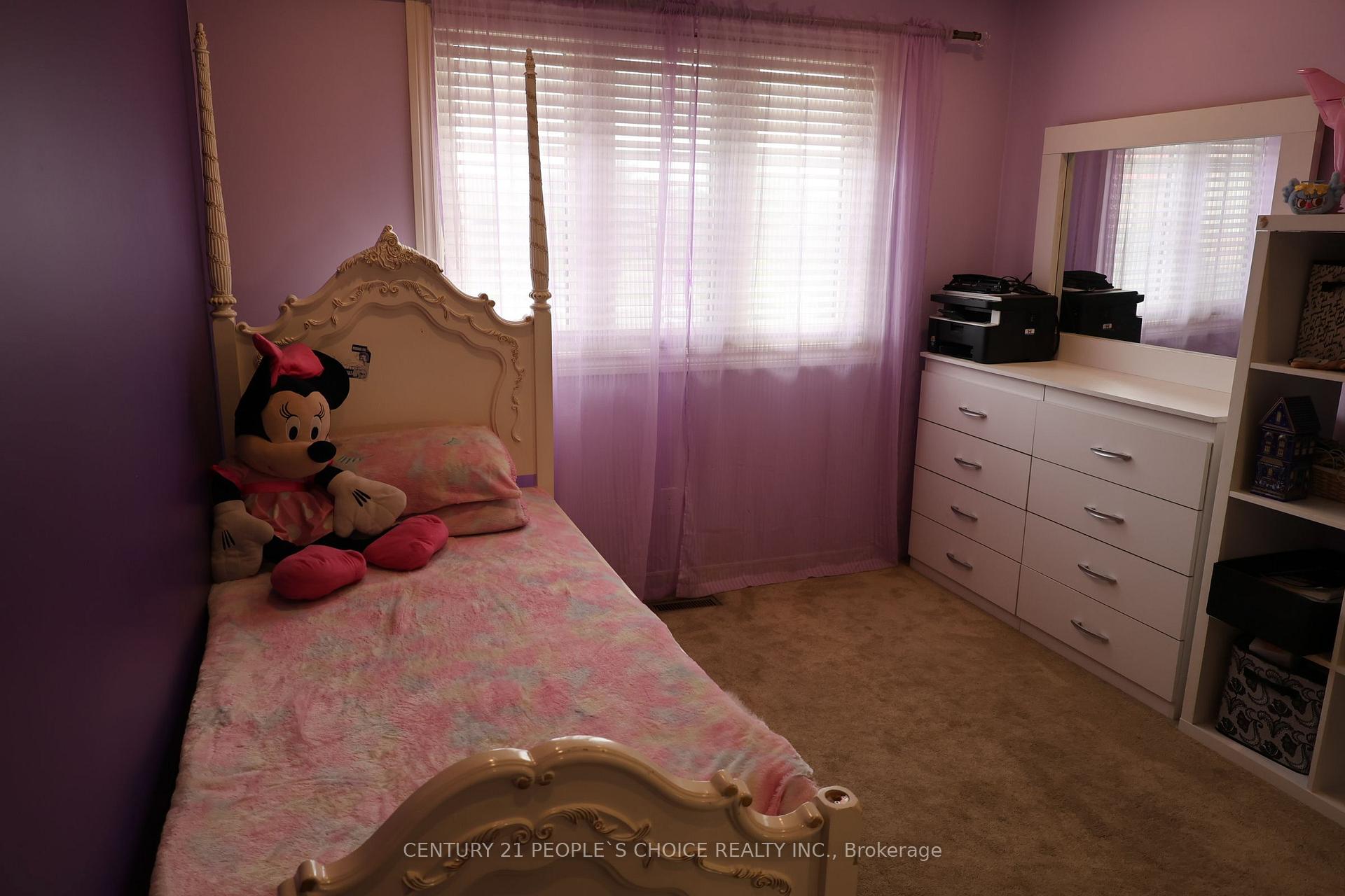 Photo 18 of 22 Novella Place, Brampton, Westgate — HOMEH