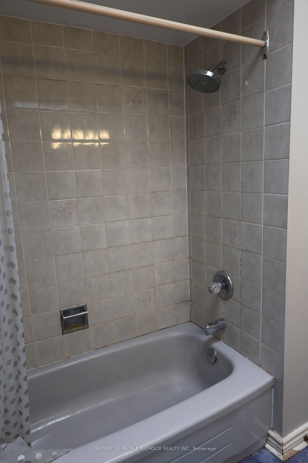 Photo 25 of 22 Novella Place, Brampton, Westgate — HOMEH
