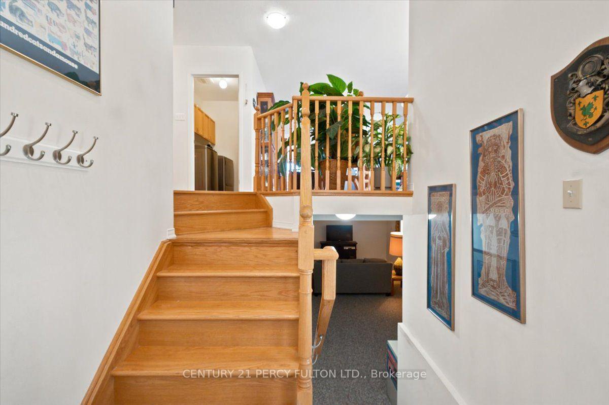 Photo 6 of 111 White Drive, Port Hope — HOMEH