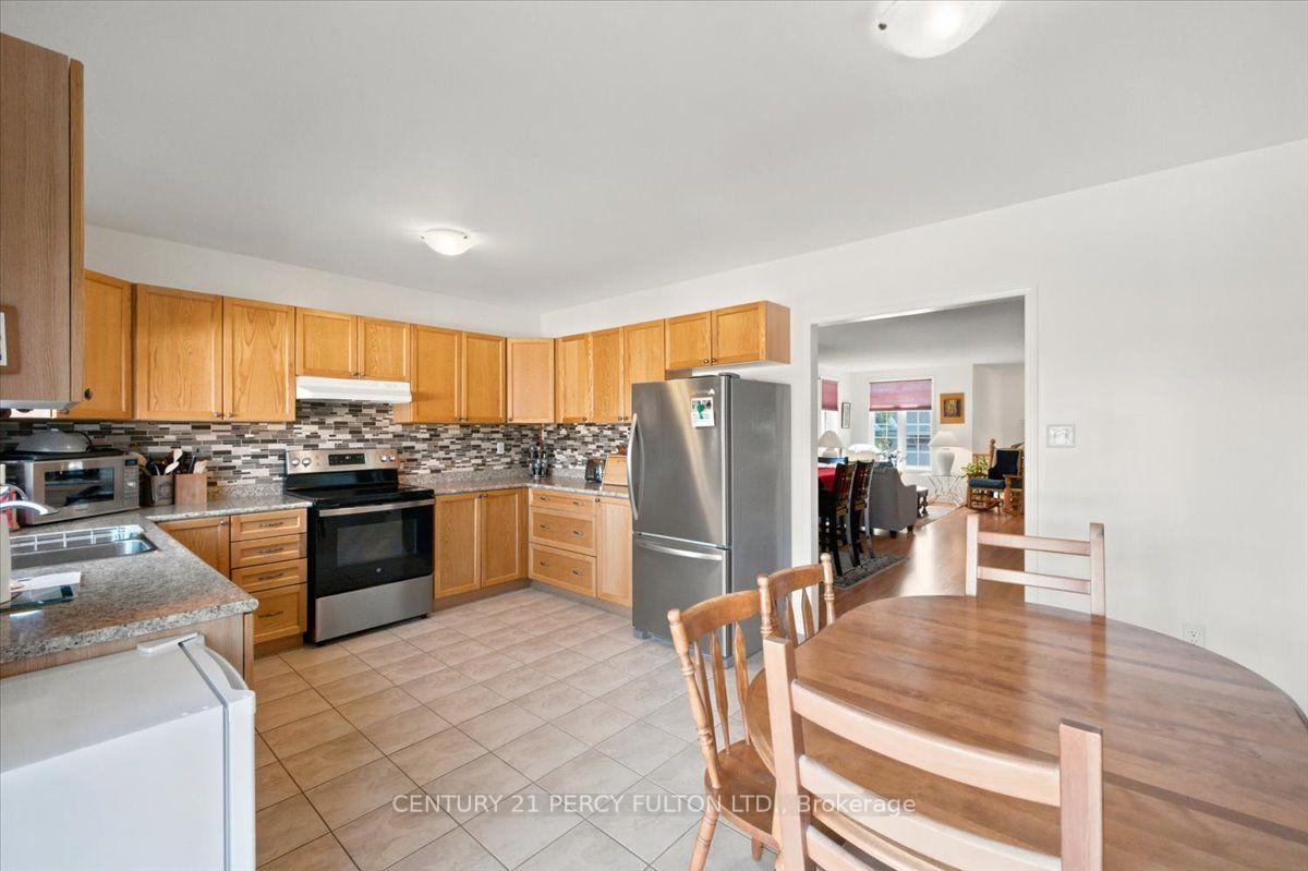 Photo 18 of 111 White Drive, Port Hope — HOMEH