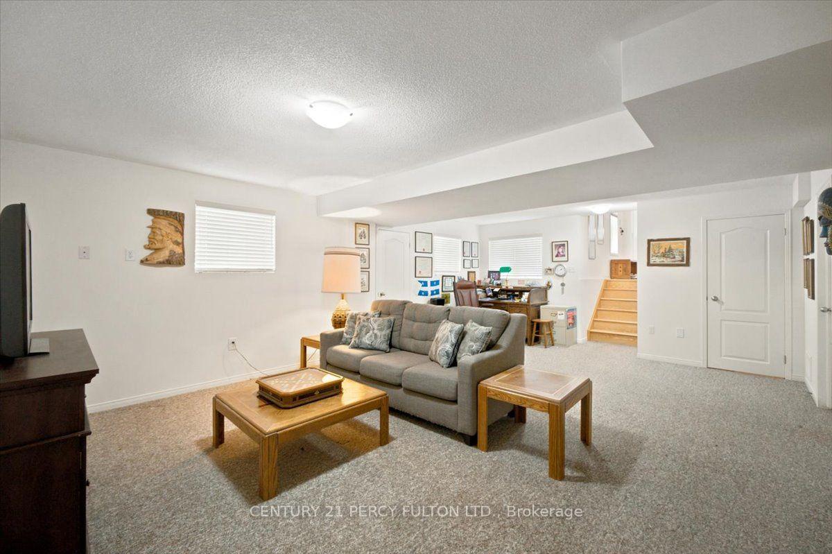 Photo 24 of 111 White Drive, Port Hope — HOMEH