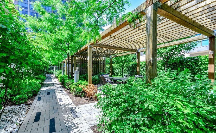 Photo 21 of Unit 1803, 15 Viking Lane, Etobicoke, Islington-City Centre West — HOMEH