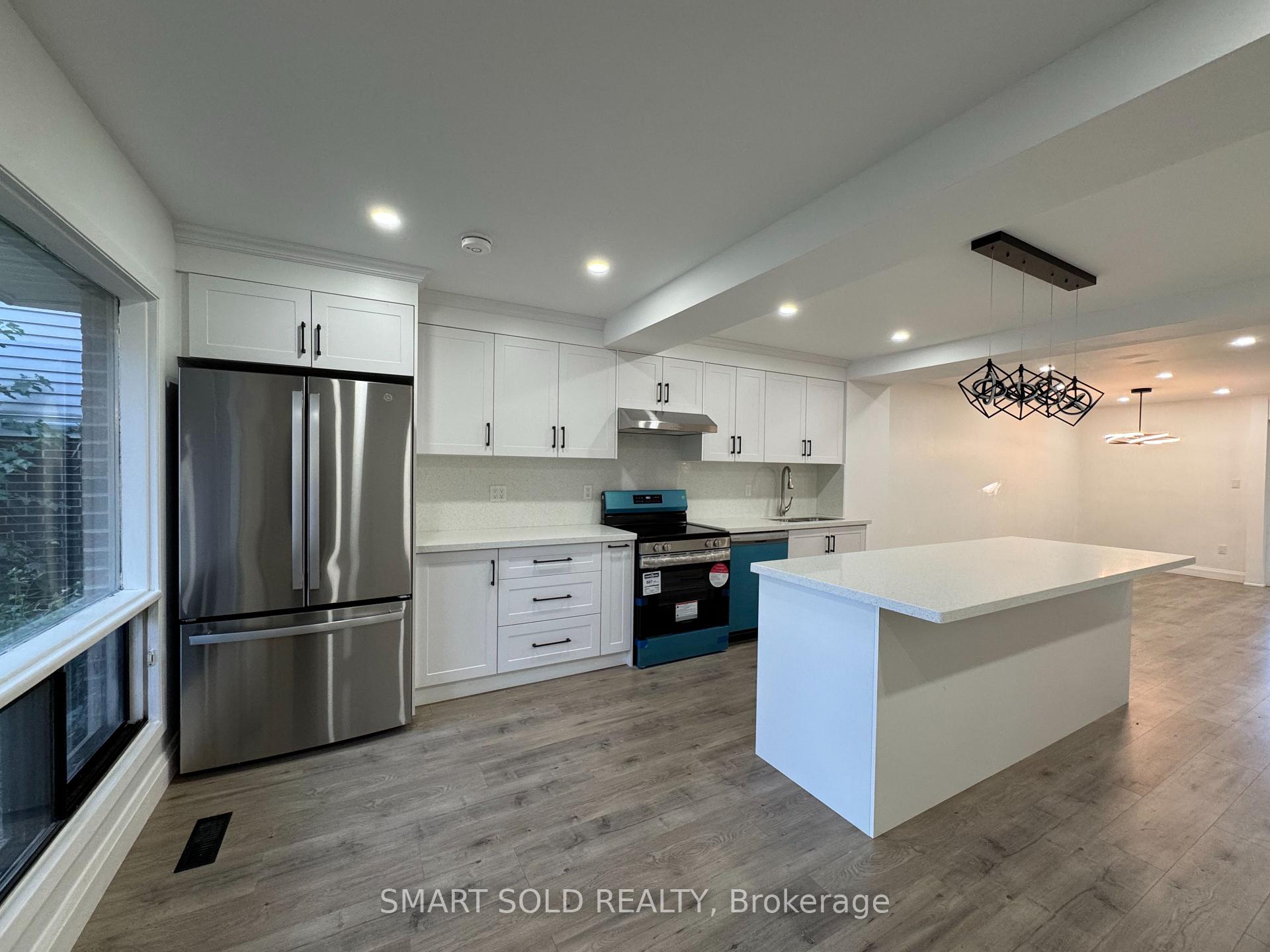 Photo 5 of 4082 Pheasant Run, Mississauga, Erin Mills — HOMEH