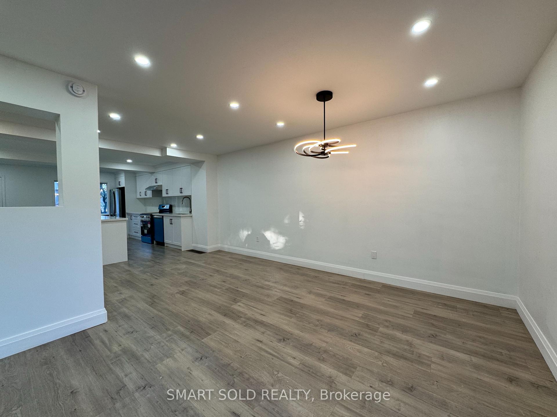 Photo 11 of 4082 Pheasant Run, Mississauga, Erin Mills — HOMEH