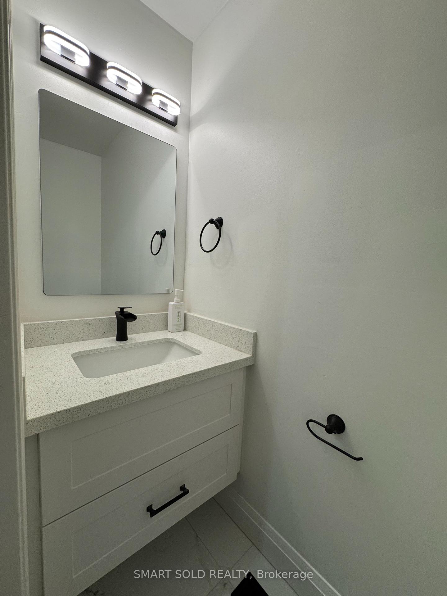 Photo 12 of 4082 Pheasant Run, Mississauga, Erin Mills — HOMEH