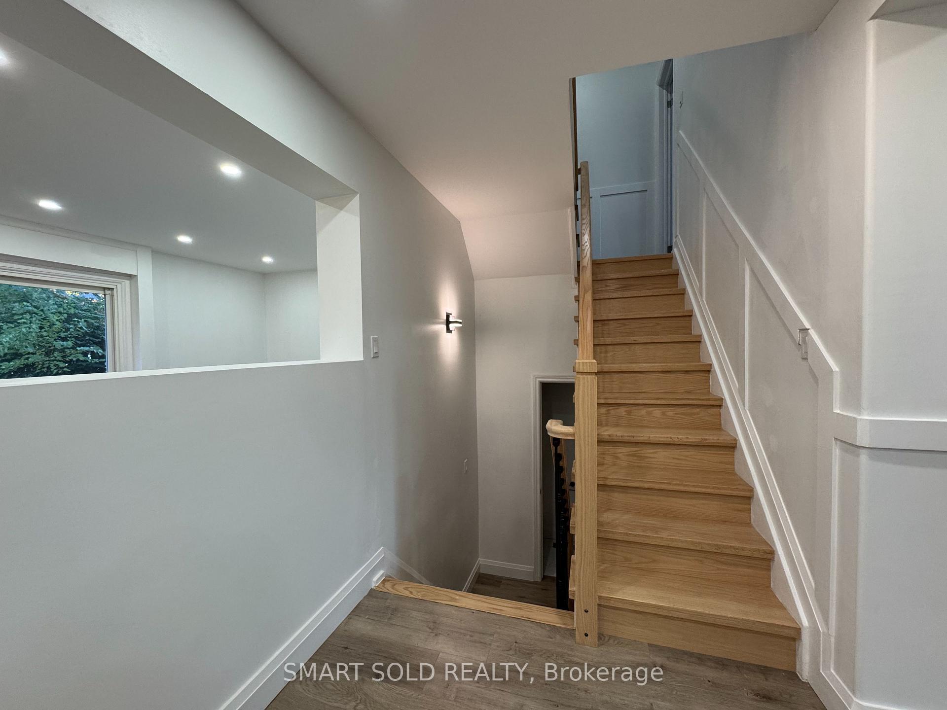 Photo 13 of 4082 Pheasant Run, Mississauga, Erin Mills — HOMEH