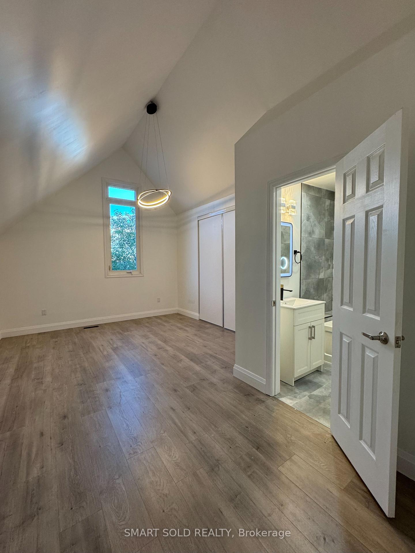 Photo 15 of 4082 Pheasant Run, Mississauga, Erin Mills — HOMEH