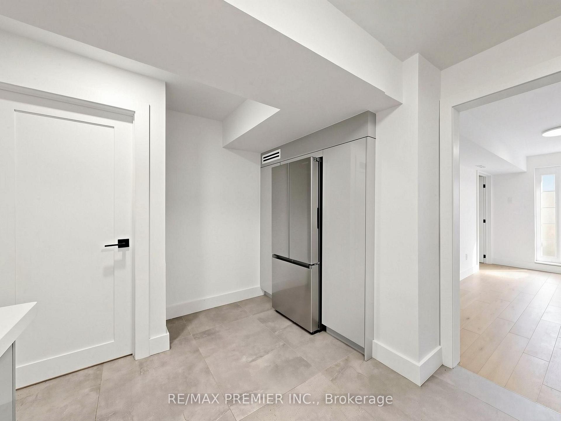 Photo 7 of Unit Basement, 45 Croham Road, North York, Briar Hill-Belgravia — HOMEH