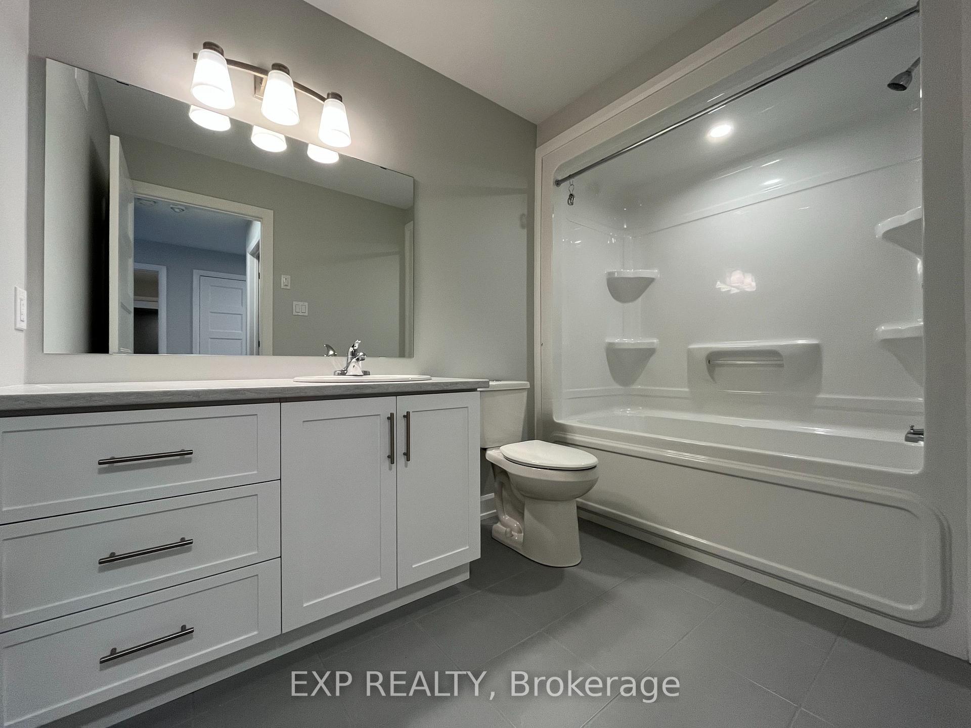 Photo 11 of 831 Solidex Place, Russell, Village of Russell — HOMEH