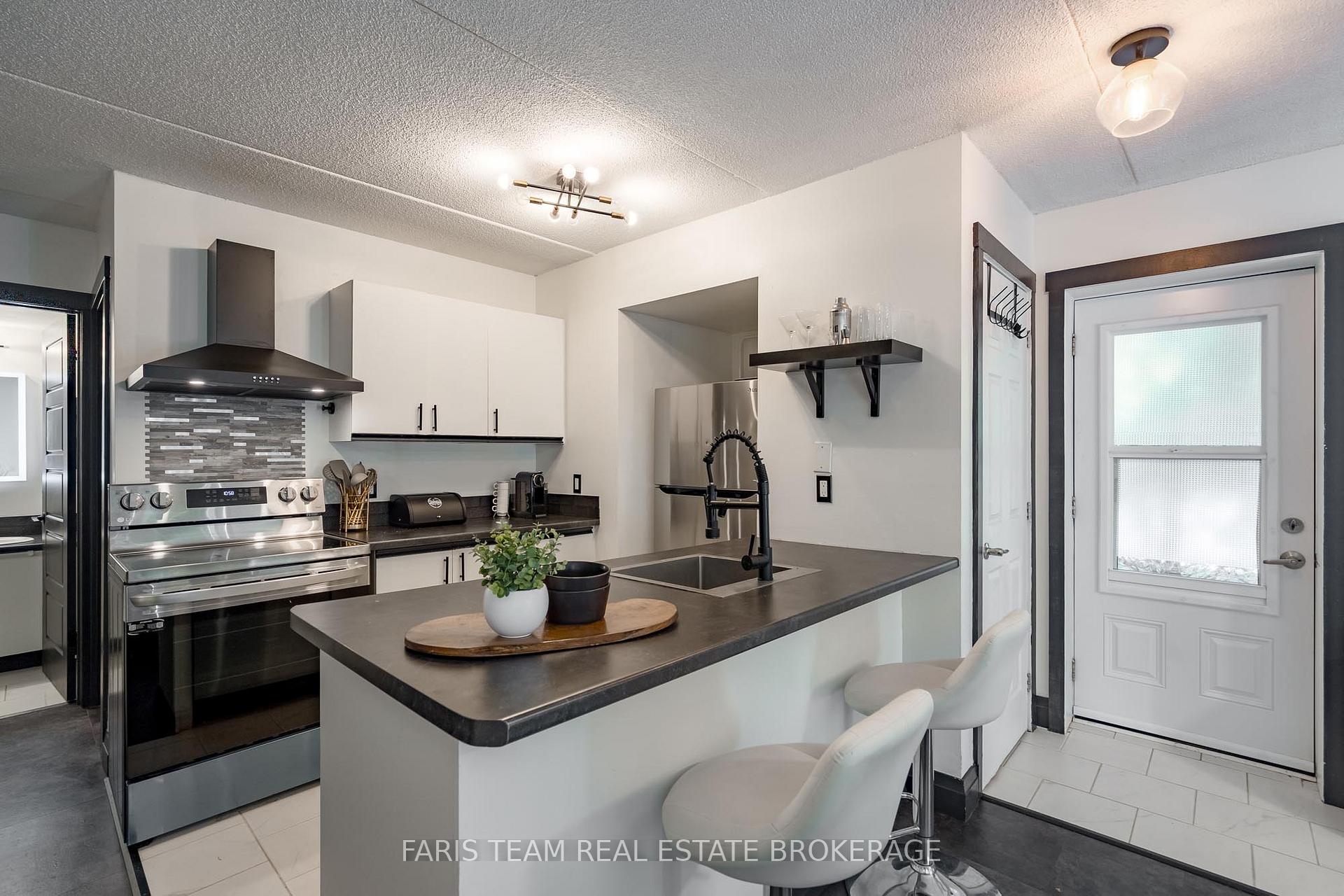 Photo 5 of Unit 84, 23 Dawson Drive, Collingwood — HOMEH