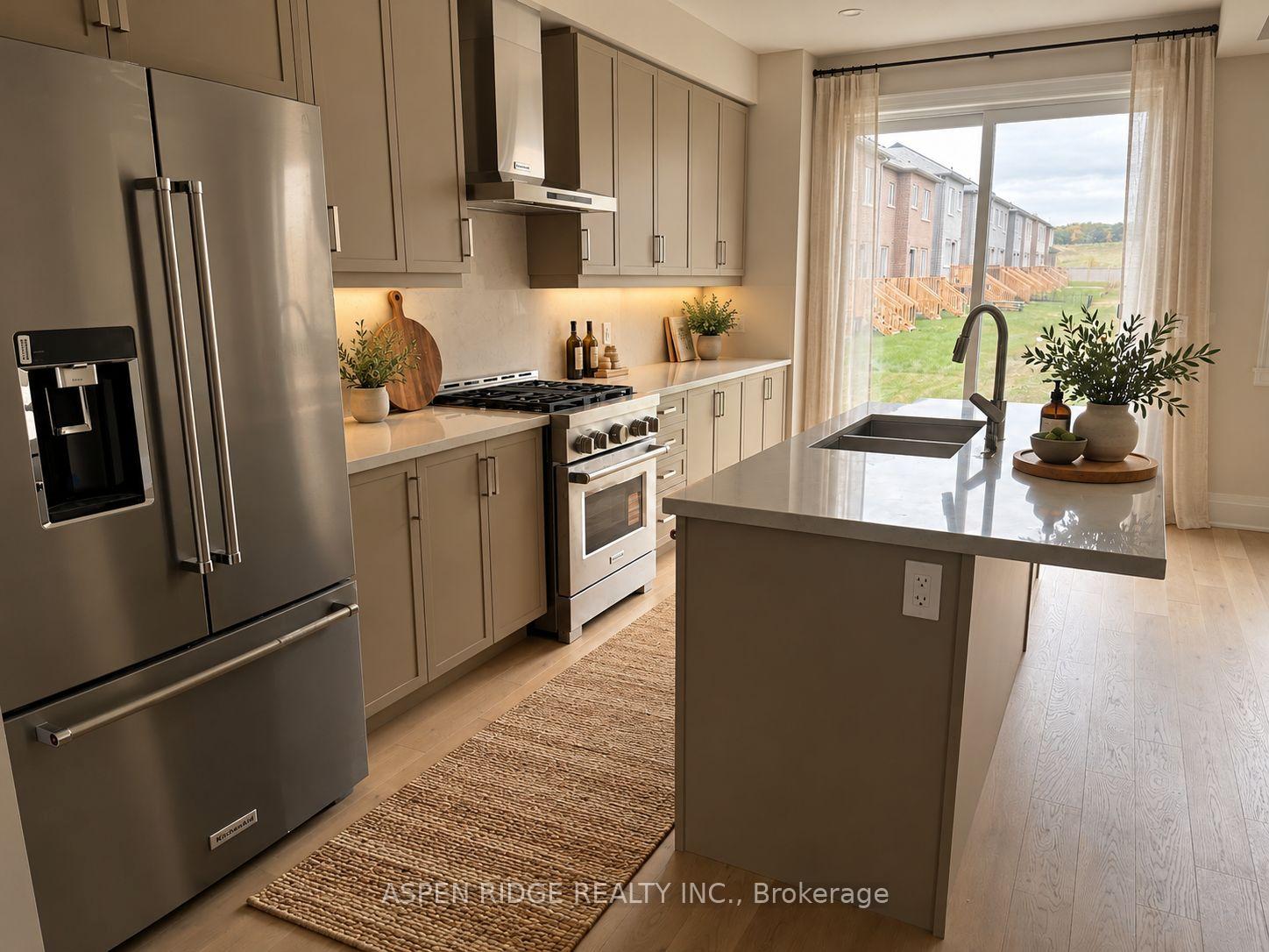 Photo 3 of 47 Schmeltzer Crescent, Richmond Hill, Rural Richmond Hill — HOMEH