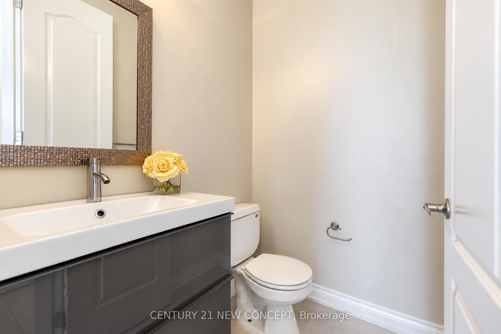 Photo 9 of 210 Lauderdale Drive E, Vaughan, Patterson — HOMEH