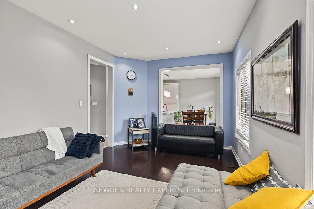 Photo 8 of 43 Lone Rock Circle, Brampton, Bram East — HOMEH