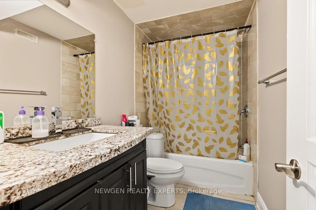Photo 41 of 43 Lone Rock Circle, Brampton, Bram East — HOMEH