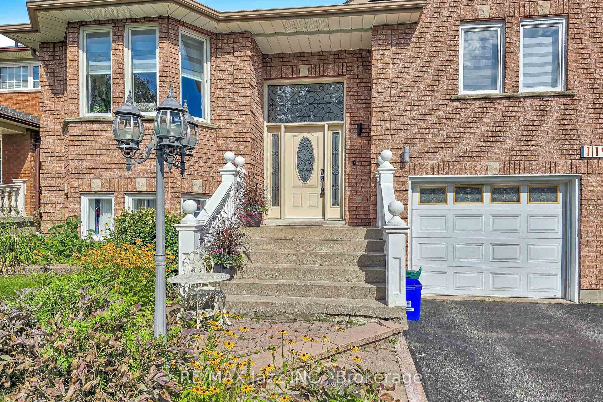 Photo 3 of 119 Elizabeth Street, Oshawa, McLaughlin — HOMEH