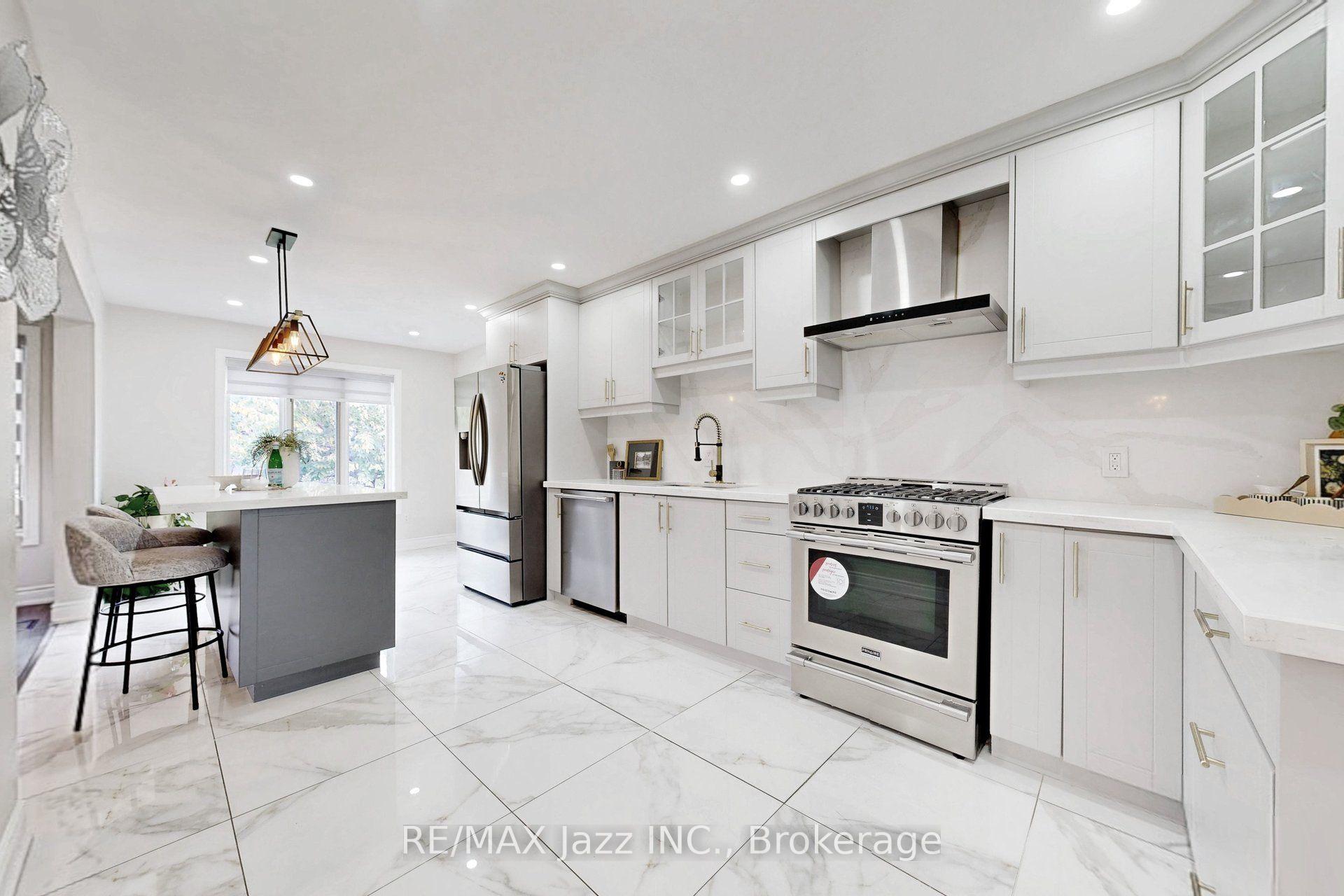 Photo 12 of 119 Elizabeth Street, Oshawa, McLaughlin — HOMEH