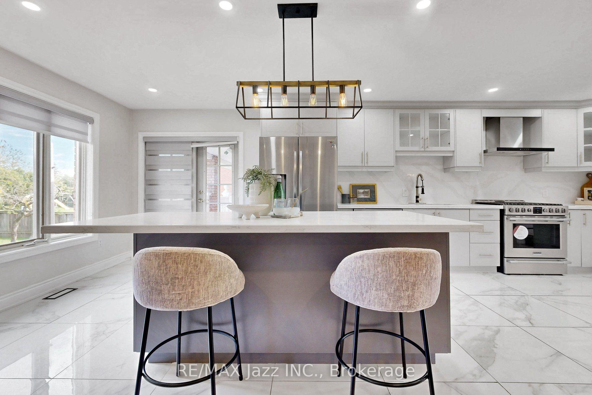 Photo 18 of 119 Elizabeth Street, Oshawa, McLaughlin — HOMEH