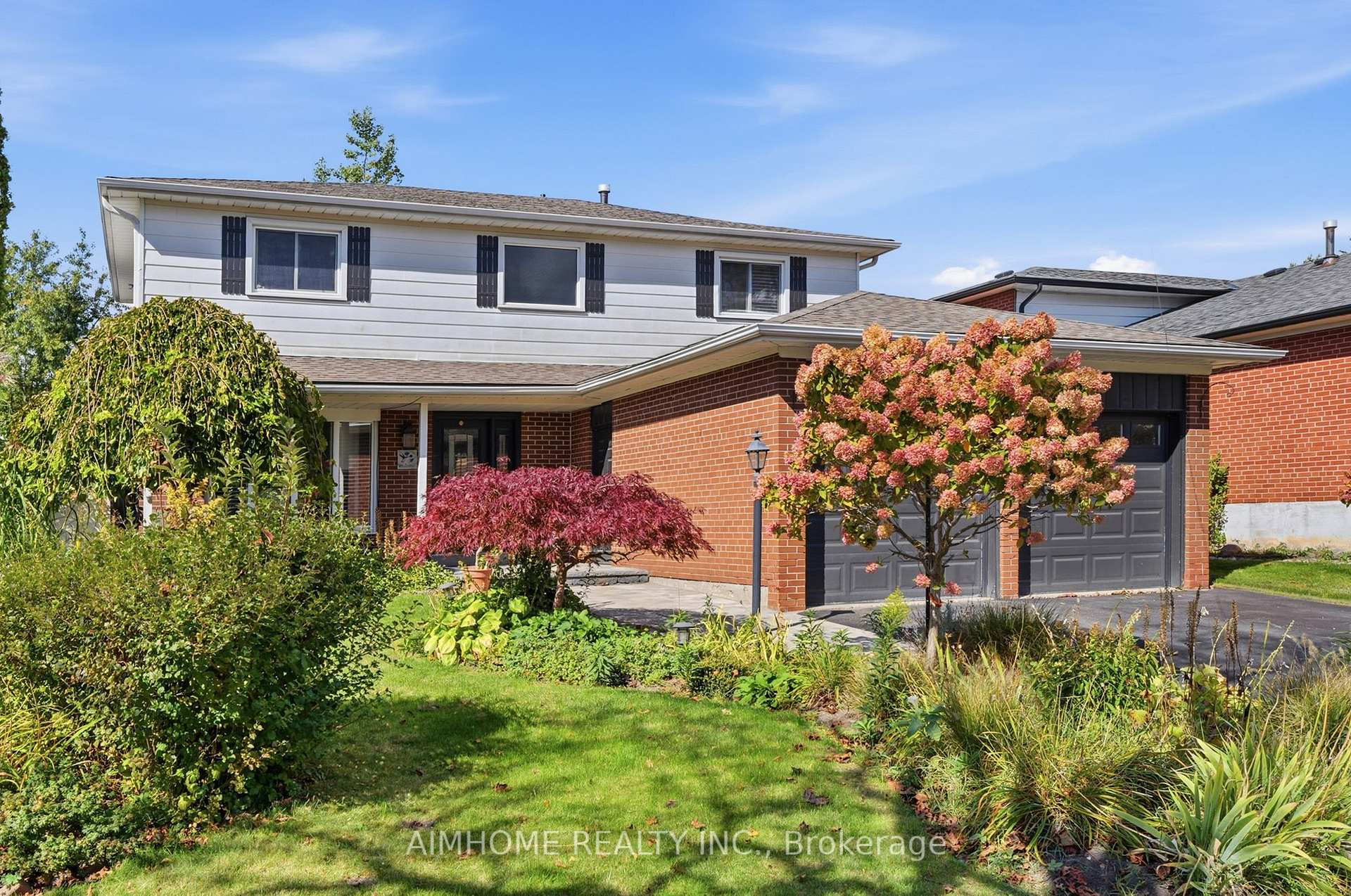 Photo 3 of 18 Haviland Drive, Scarborough, Centennial Scarborough — HOMEH