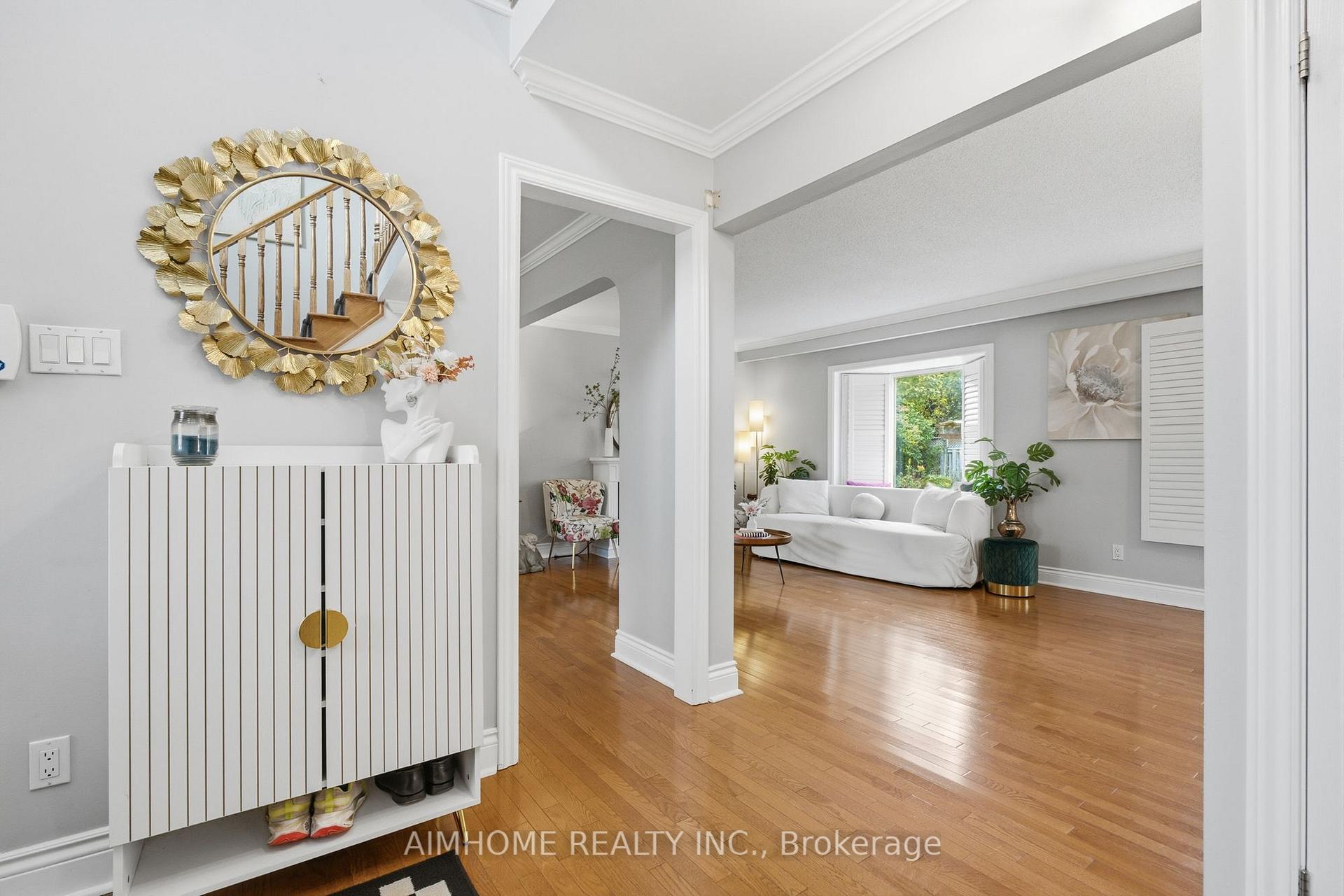 Photo 7 of 18 Haviland Drive, Scarborough, Centennial Scarborough — HOMEH
