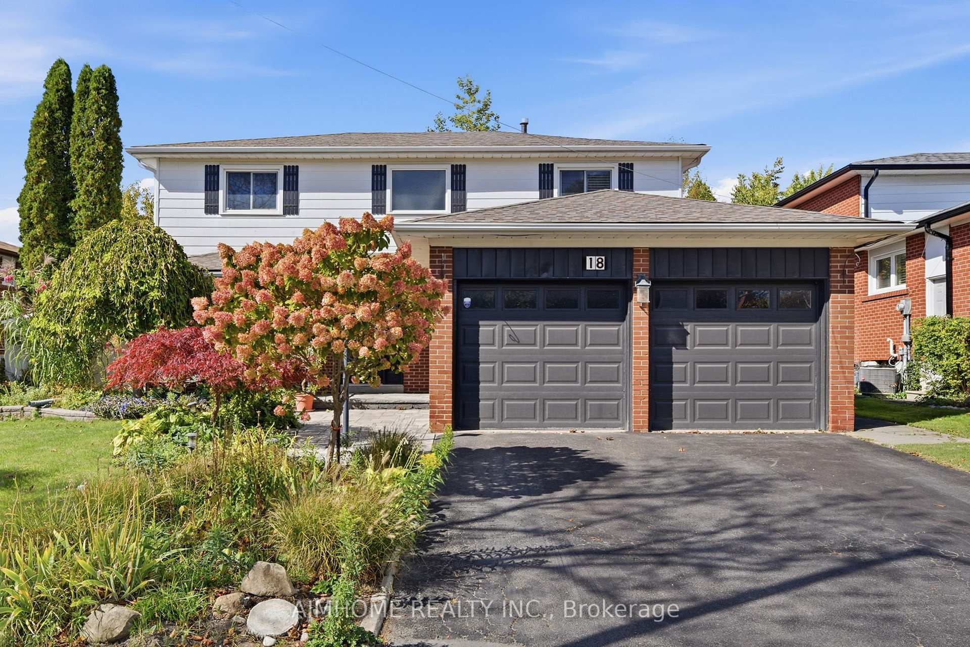 Photo 37 of 18 Haviland Drive, Scarborough, Centennial Scarborough — HOMEH