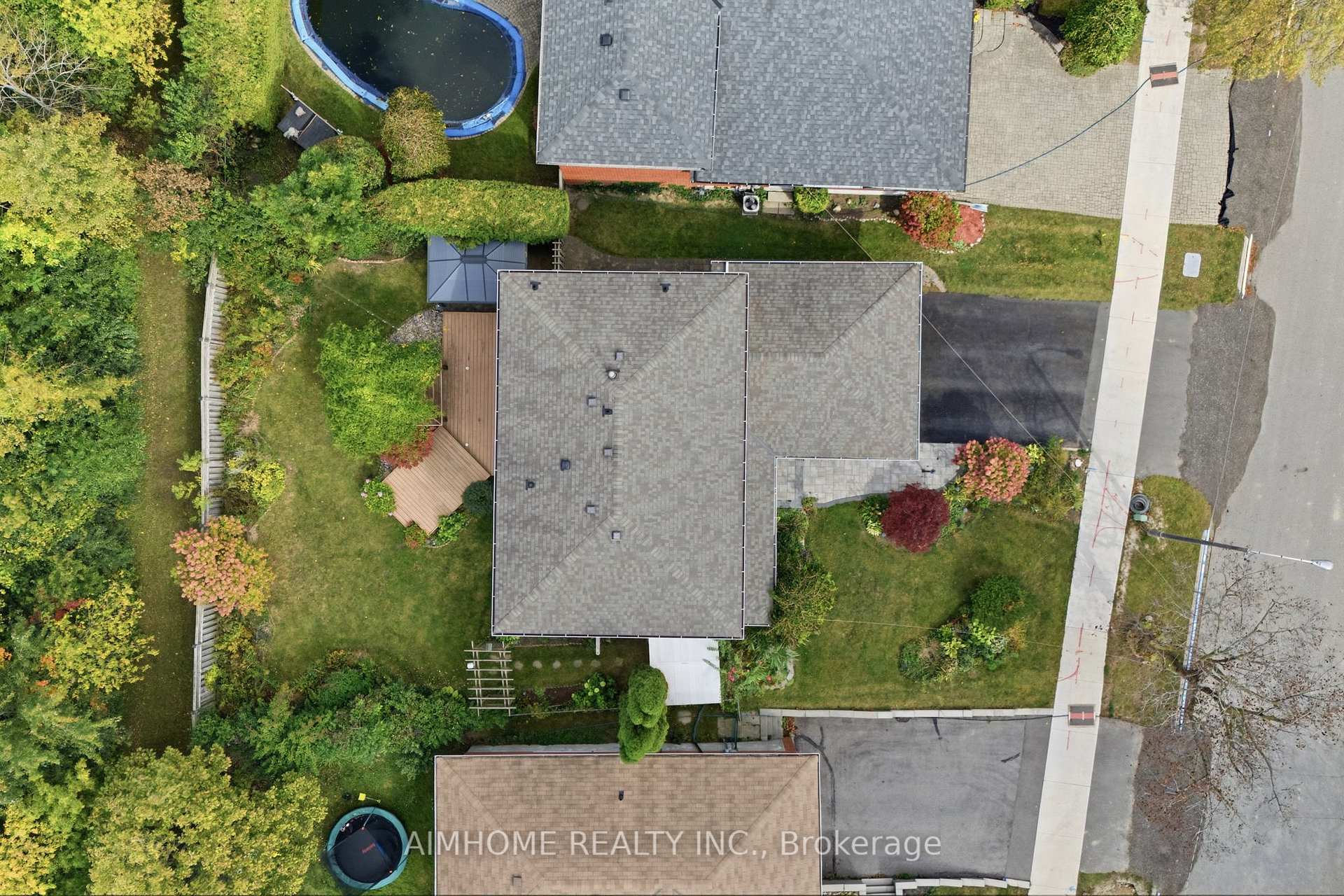 Photo 38 of 18 Haviland Drive, Scarborough, Centennial Scarborough — HOMEH