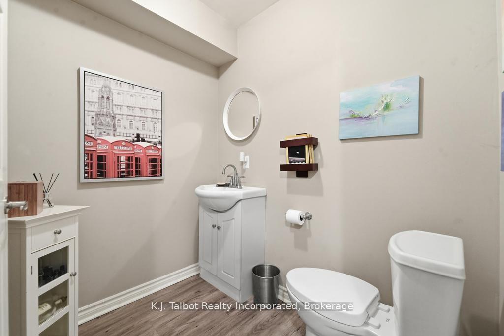 Photo 35 of 6 David Street, Bluewater, Bayfield — HOMEH