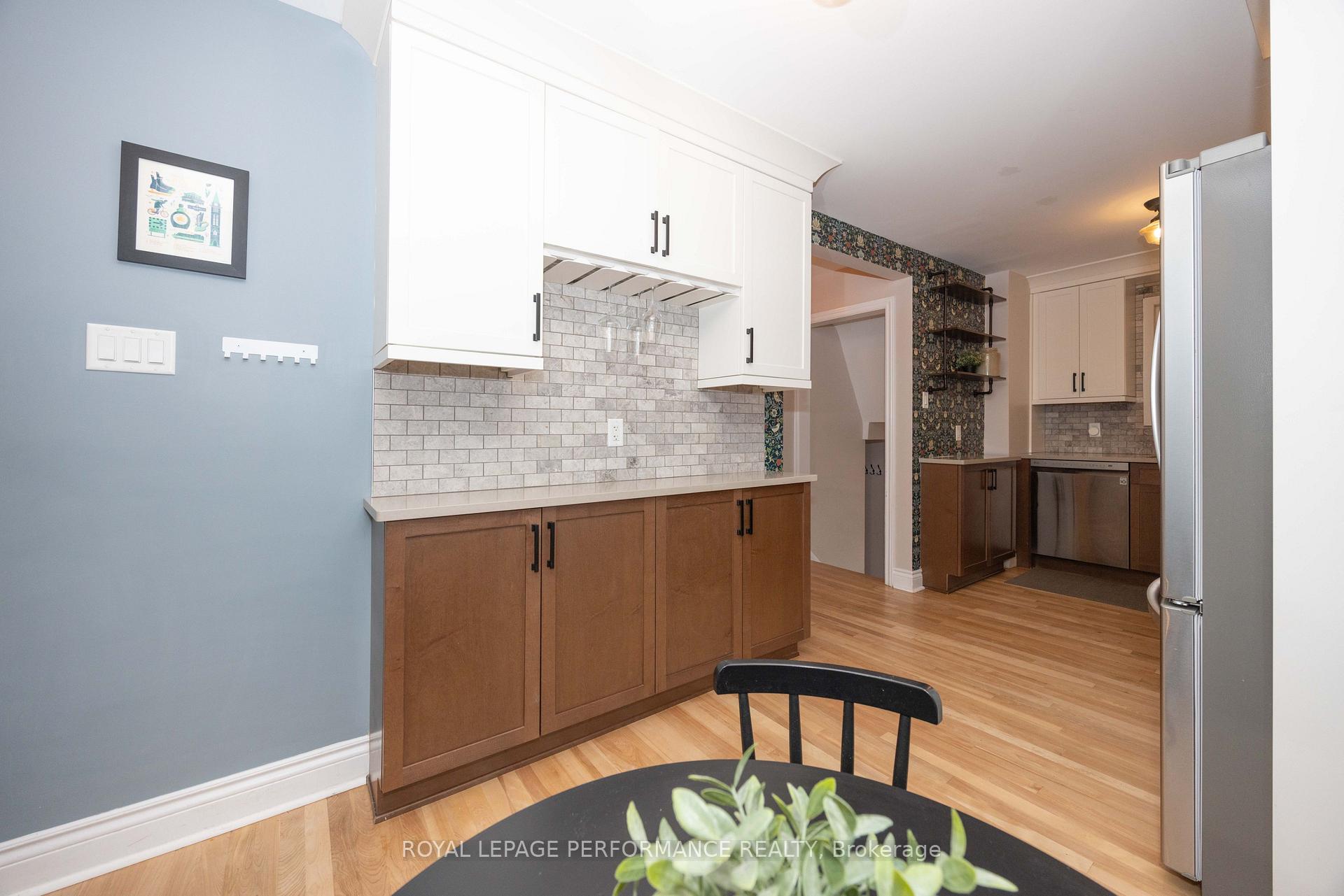 Photo 14 of 340 St-Denis Street, Ottawa, Vanier — HOMEH