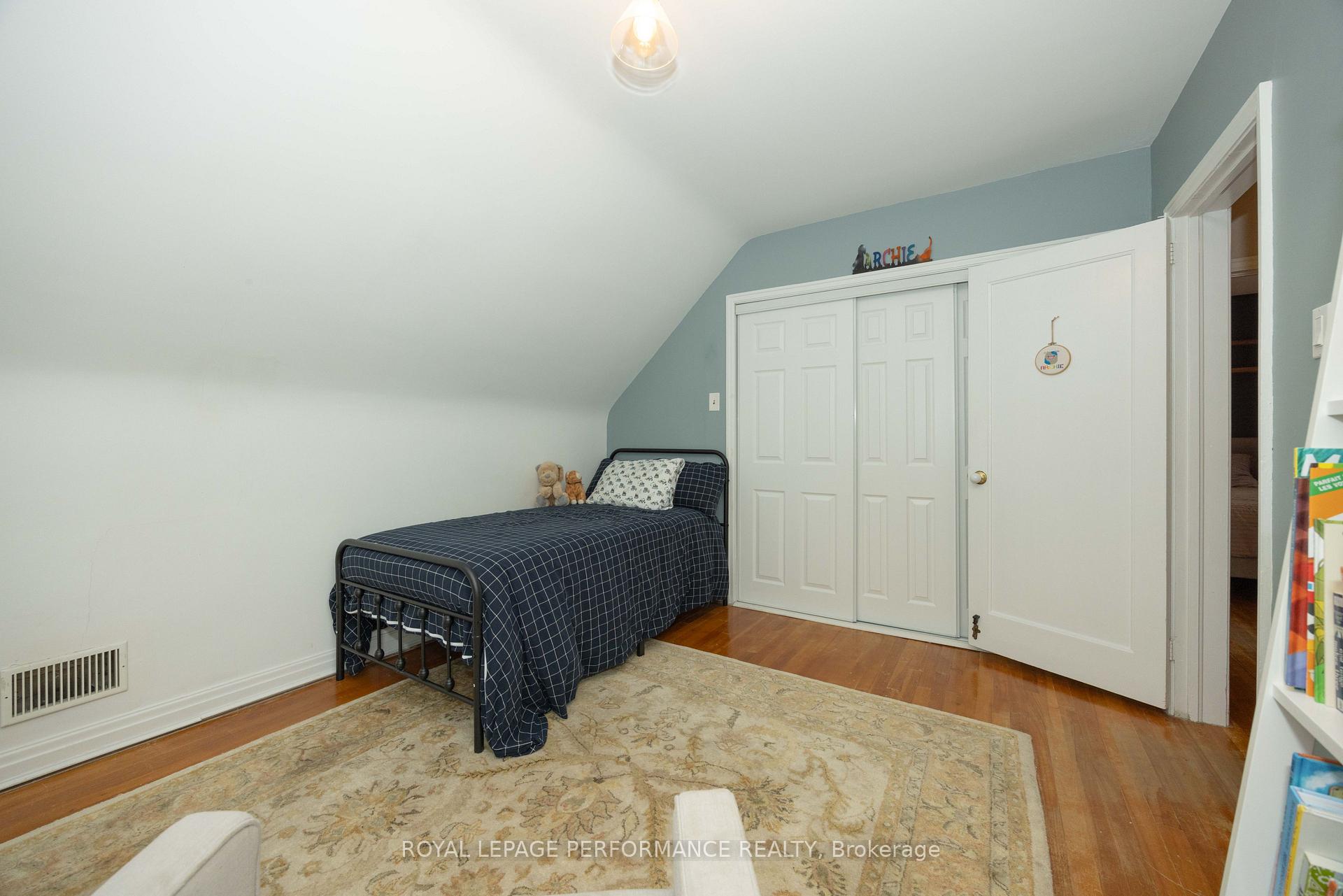 Photo 25 of 340 St-Denis Street, Ottawa, Vanier — HOMEH