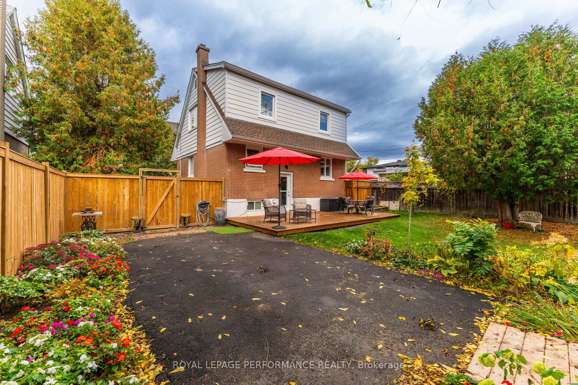 Photo 43 of 340 St-Denis Street, Ottawa, Vanier — HOMEH
