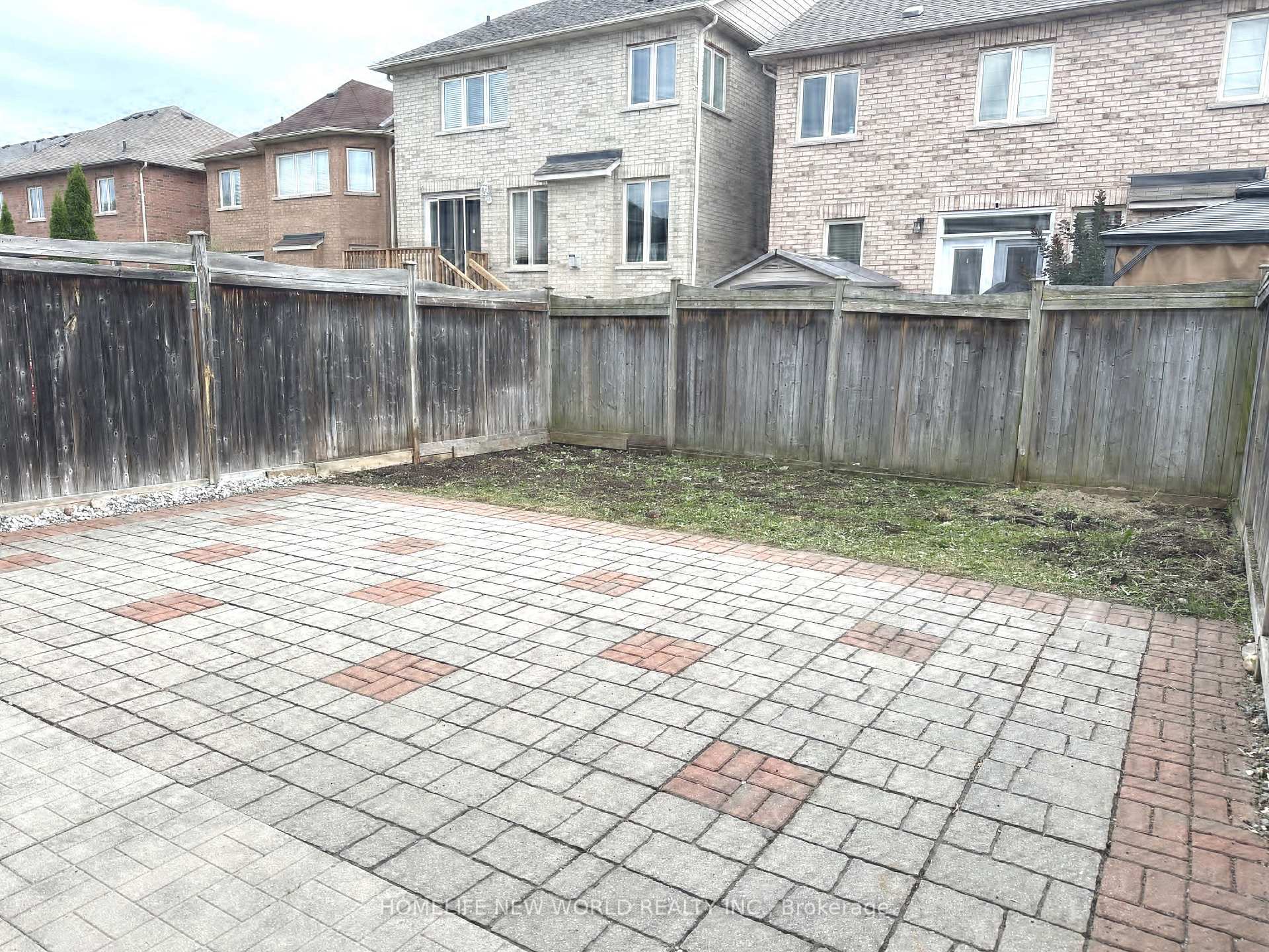 Photo 17 of 7 Ulson Drive S, Richmond Hill, Oak Ridges — HOMEH