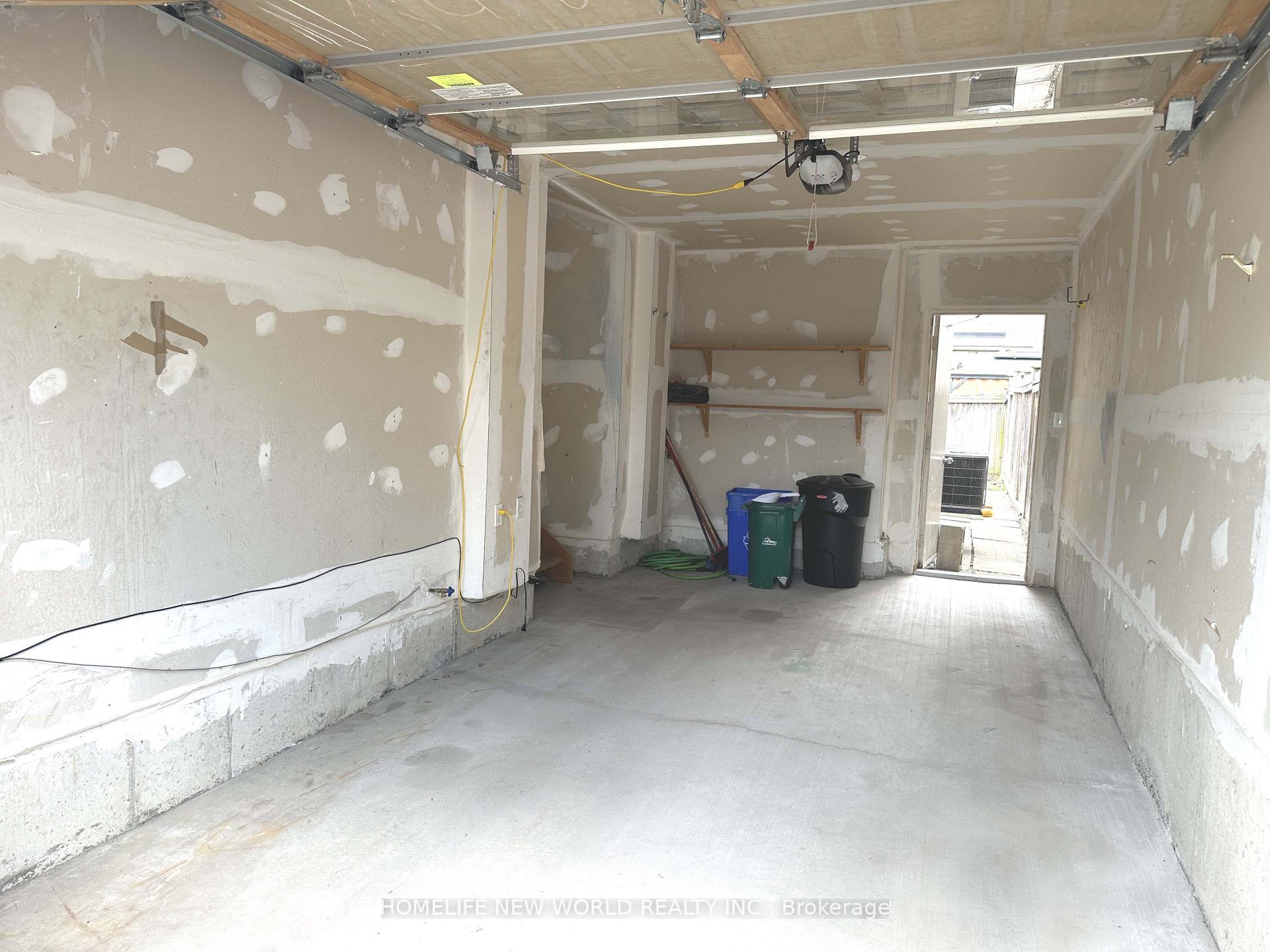 Photo 19 of 7 Ulson Drive S, Richmond Hill, Oak Ridges — HOMEH