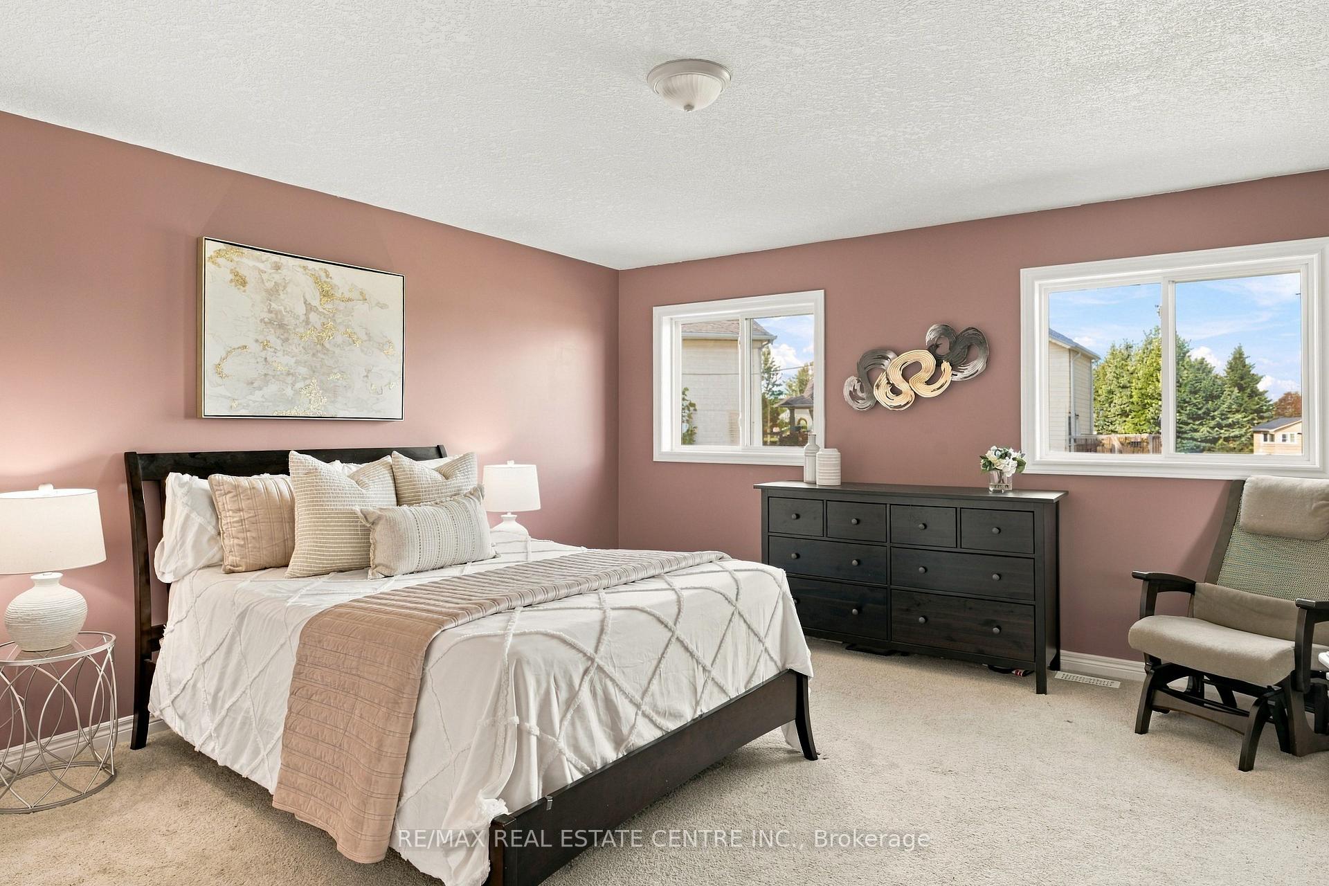 Photo 28 of 51 Laverty Crescent, Orangeville — HOMEH