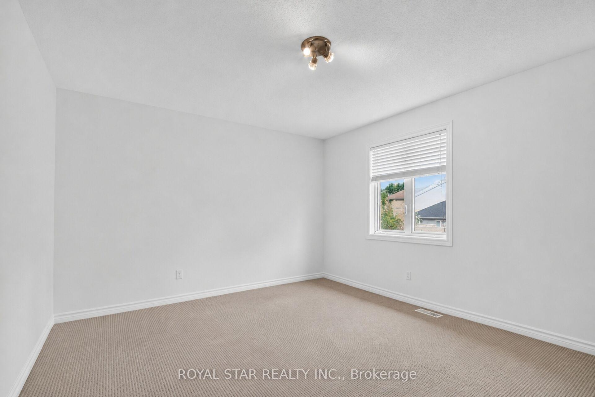 Photo 23 of 818 Long Point Circle, Ottawa, Blossom Park/Kemp Park/Findlay Creek — HOMEH