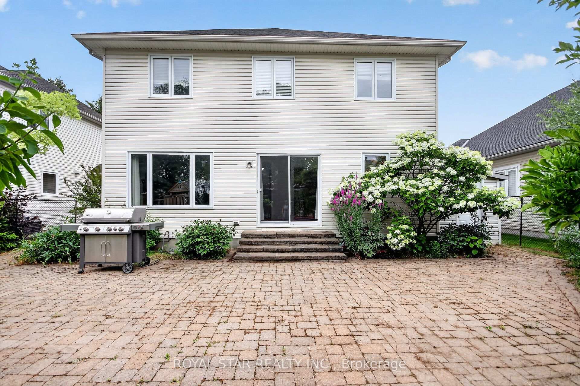 Photo 45 of 818 Long Point Circle, Ottawa, Blossom Park/Kemp Park/Findlay Creek — HOMEH