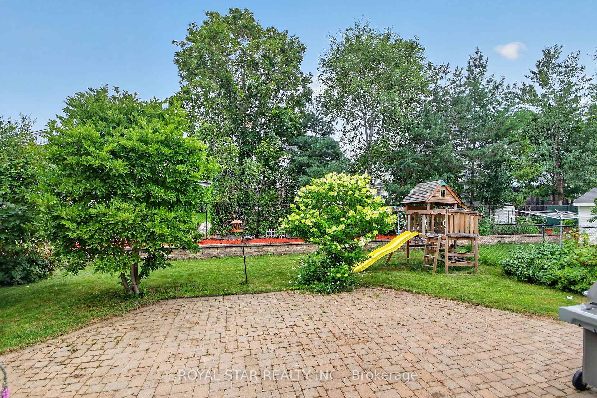 Photo 47 of 818 Long Point Circle, Ottawa, Blossom Park/Kemp Park/Findlay Creek — HOMEH