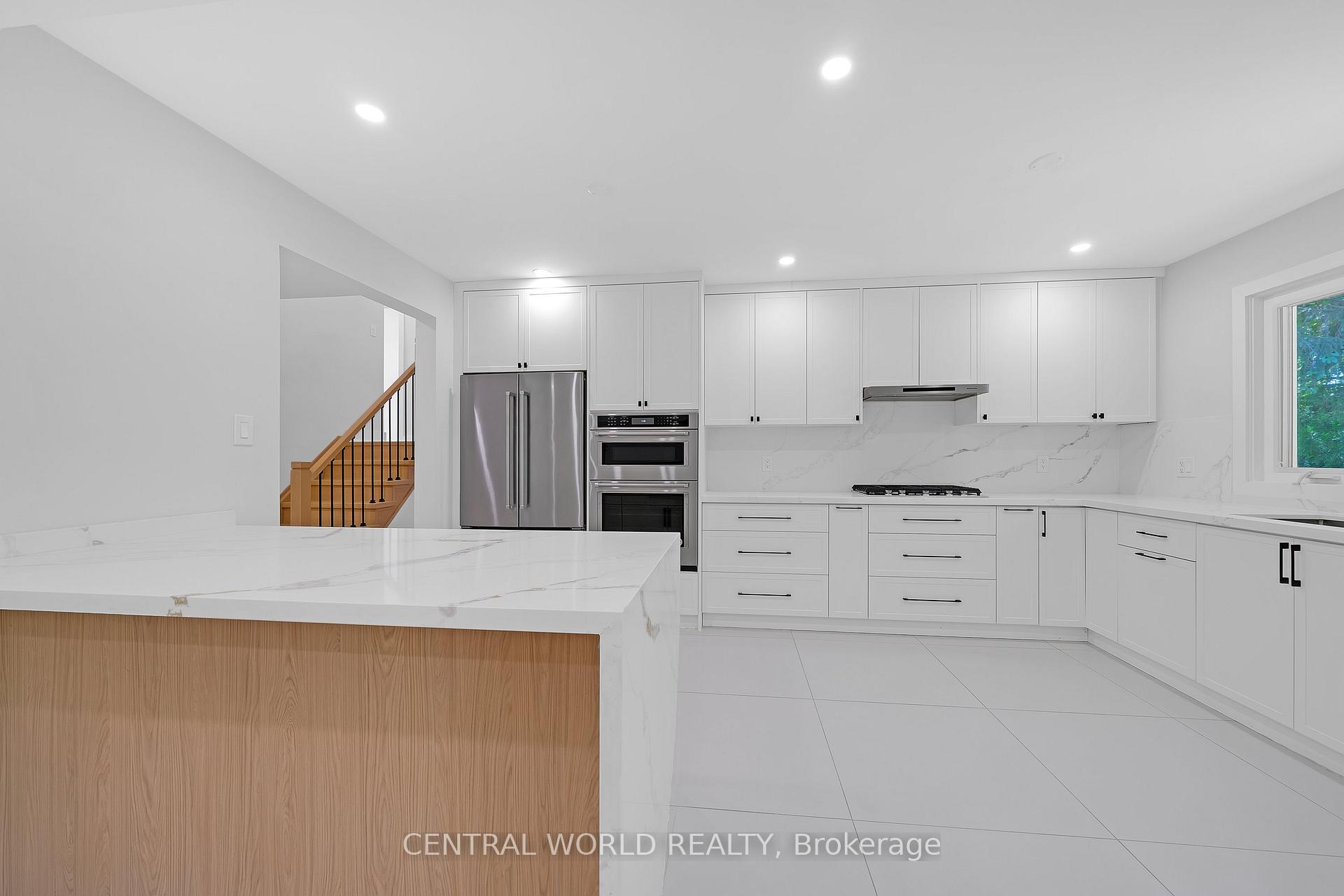 Photo 22 of 38 Denrock Drive, North York, Bayview Village — HOMEH