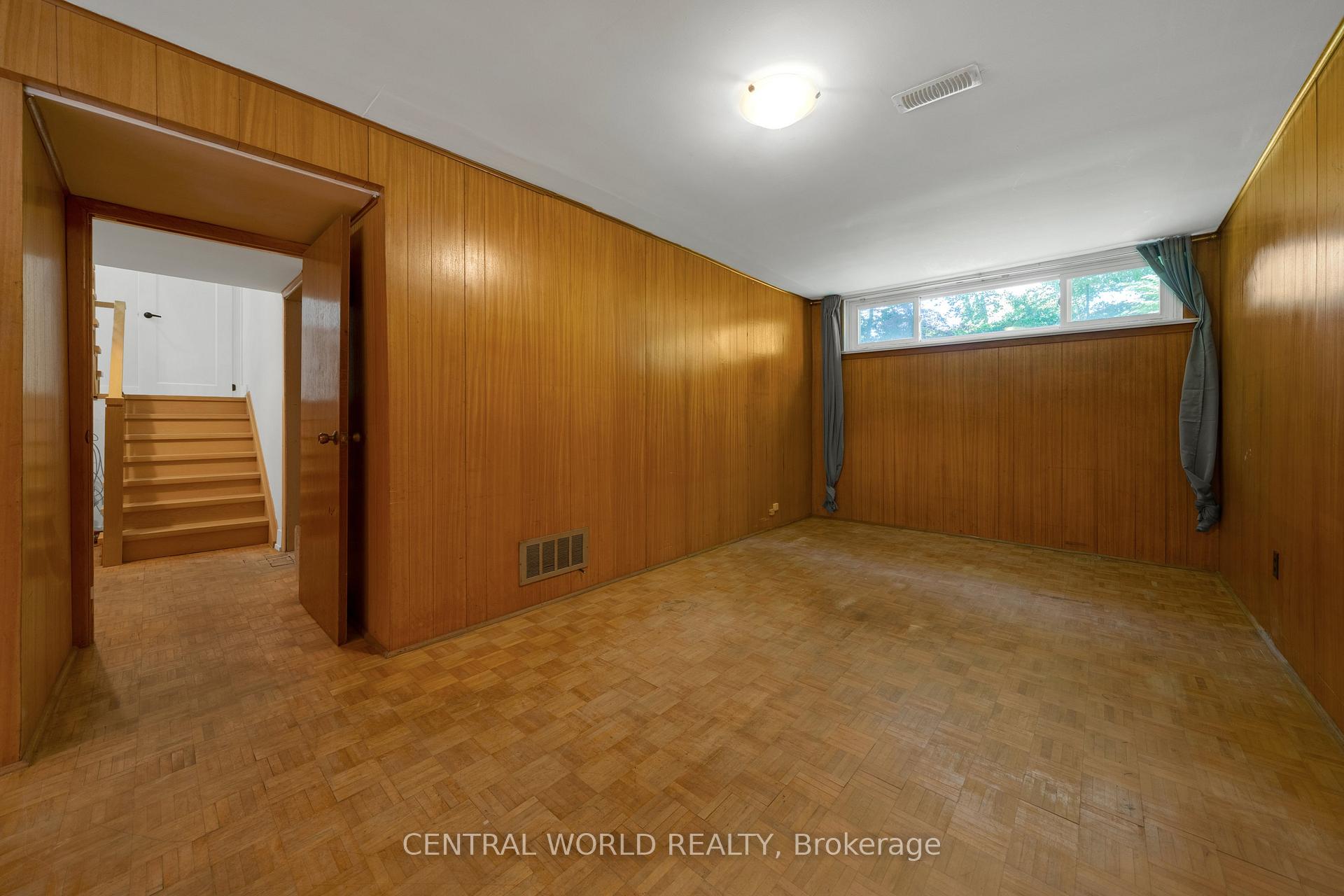 Photo 43 of 38 Denrock Drive, North York, Bayview Village — HOMEH