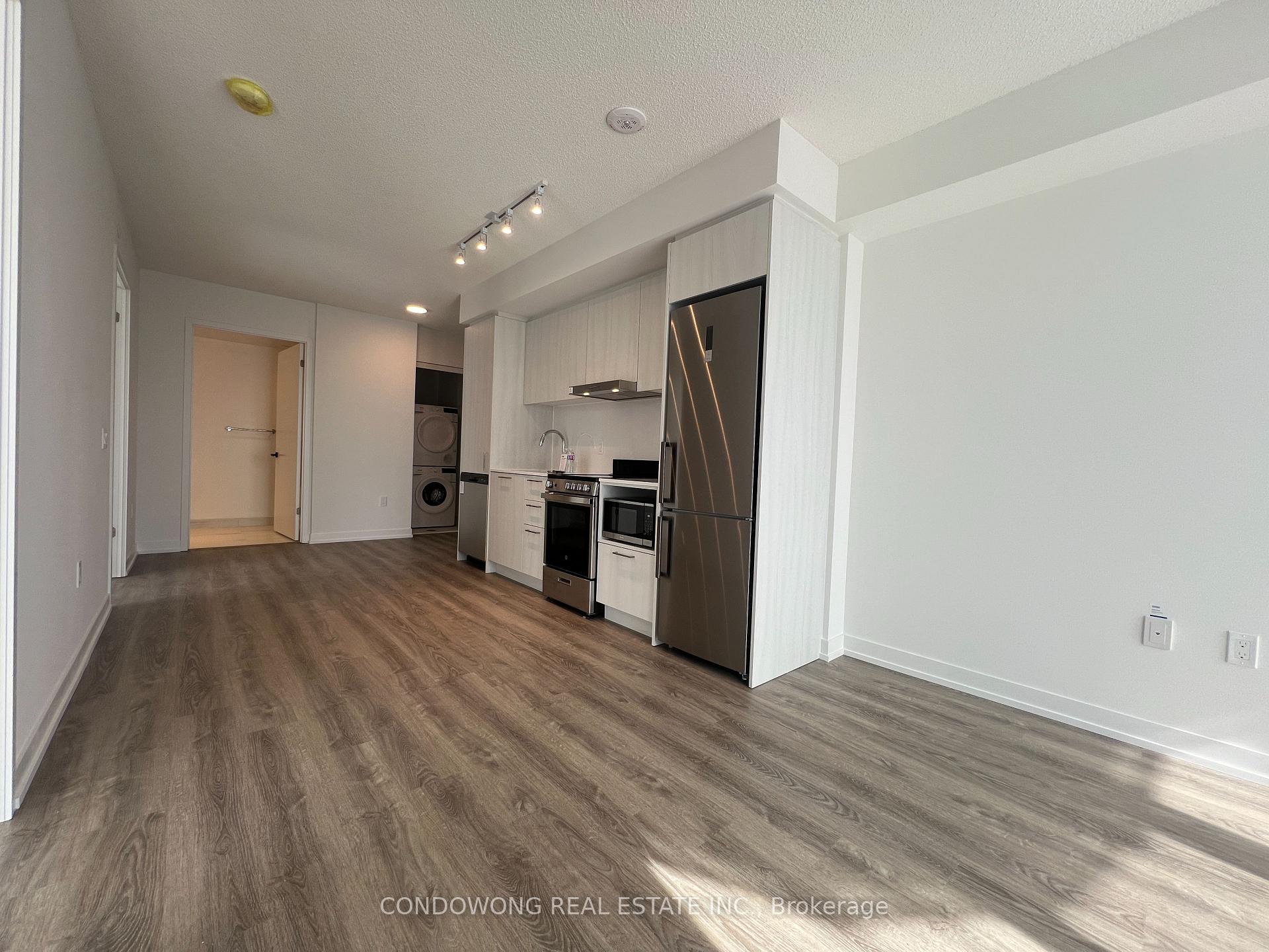 Photo 8 of Unit 4006, 195 Commerce Street, Vaughan, Concord — HOMEH