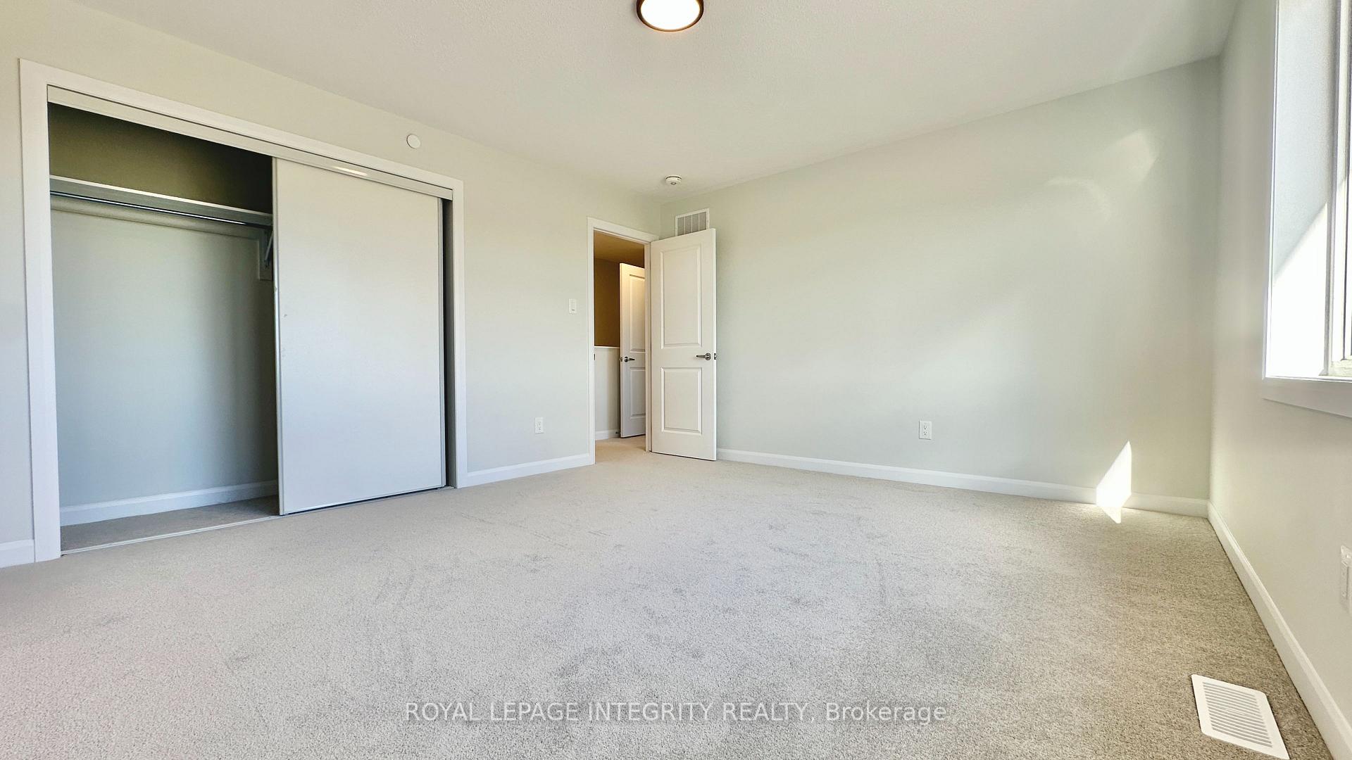 Photo 14 of Unit 22, 1001 Glenroy Gilbert Drive, Ottawa, Barrhaven - Strandherd — HOMEH