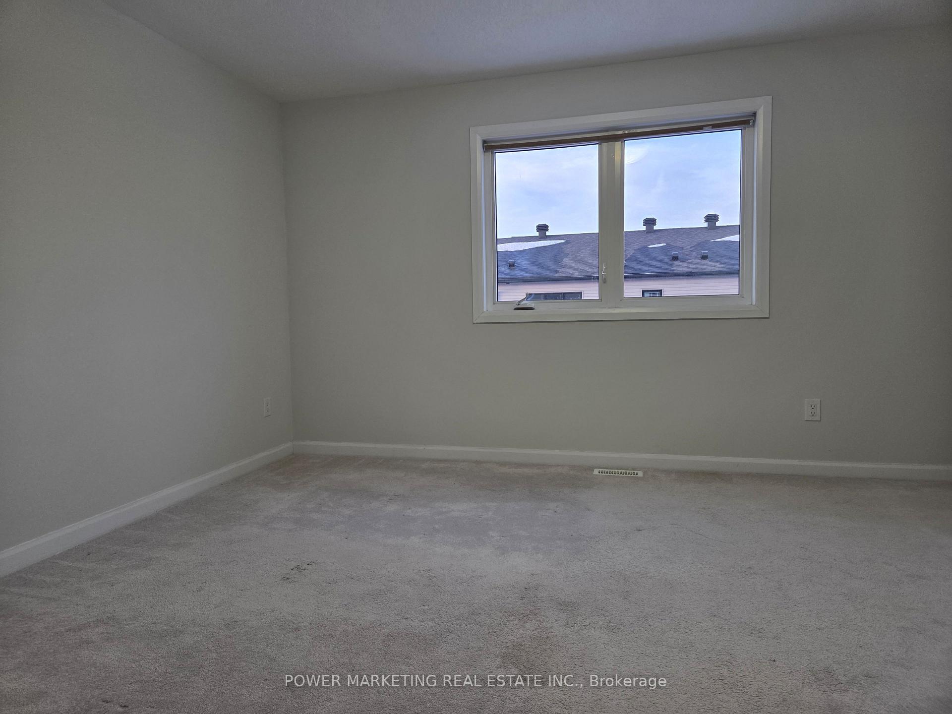 Photo 8 of 105 Natare Place, Ottawa, Kanata - Kanata Lakes/Heritage Hills — HOMEH